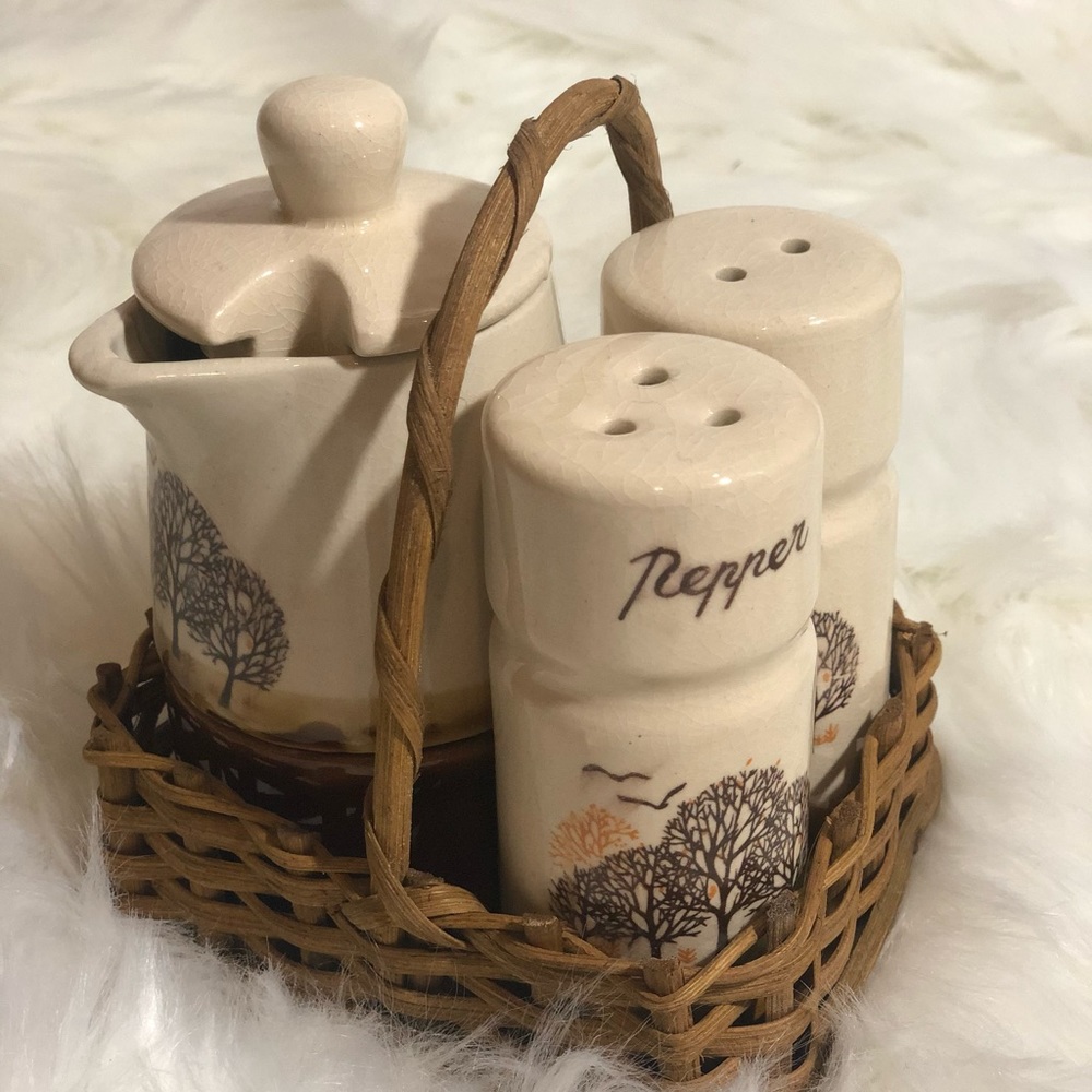 Vintage table set S&P cream & sugar